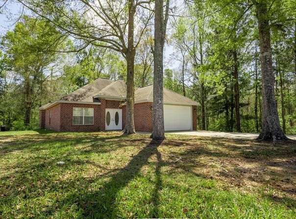 27 Maroon DR., Picayune, MS 39466