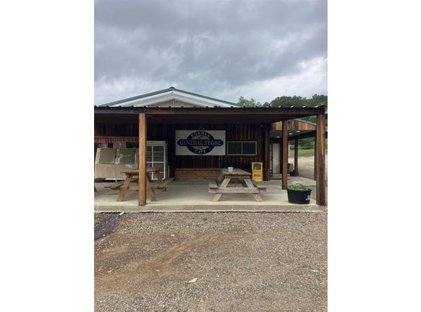 112 W Main, Norman, AR 71960