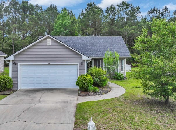 184 Retreat Pl., Little River, SC 29566