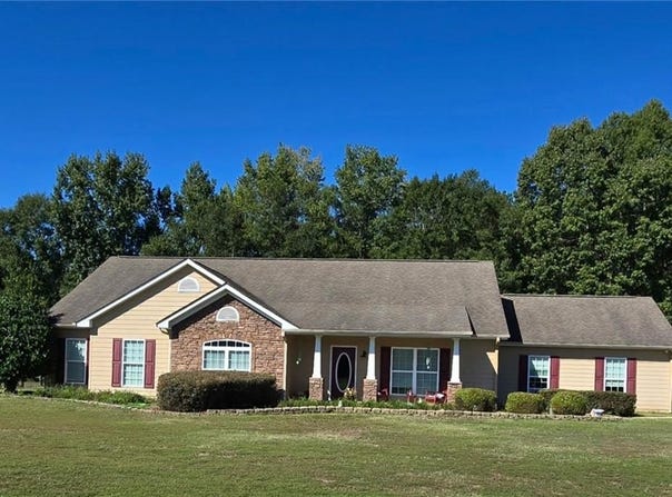 12 Diamond Road, Opelika, AL 36804