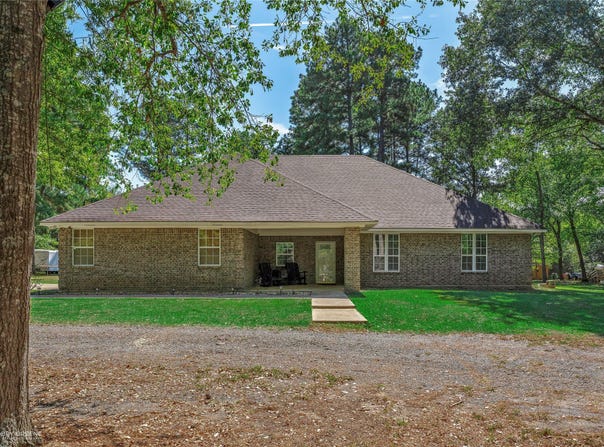 7379 Greywood Drive, Shreveport, LA 71107