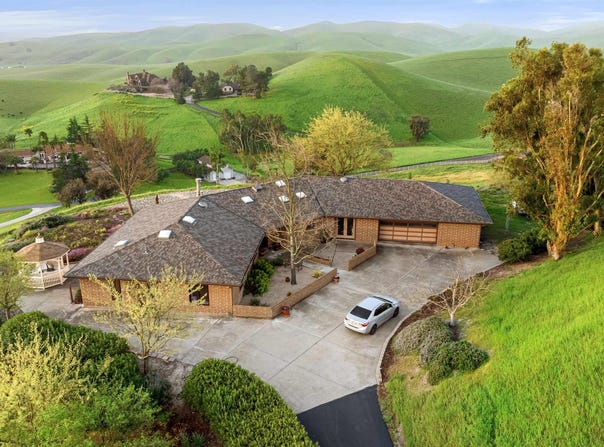9015 Doubletree Ln, Livermore, CA 94551