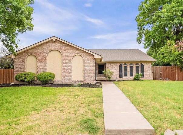 3313 Kirby Creek Drive, Grand Prairie, TX 75052