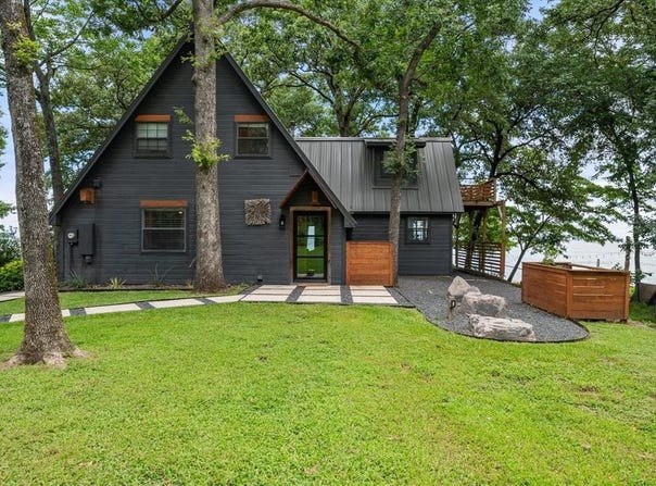 151 Lakeside Lane, Streetman, TX 75859