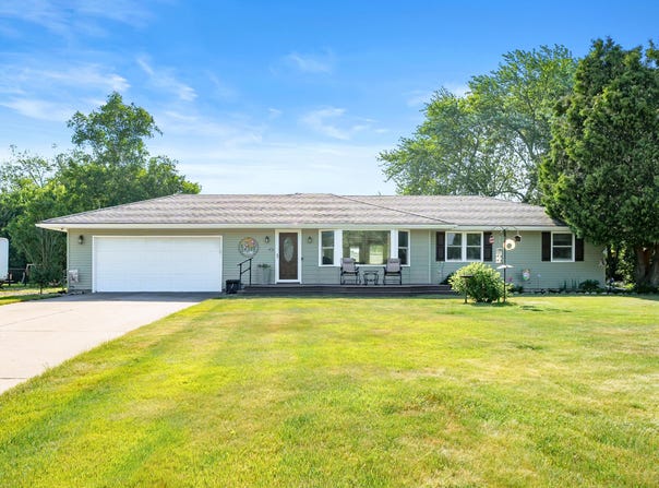 7802 Foxwood Street, Richland, MI 49083