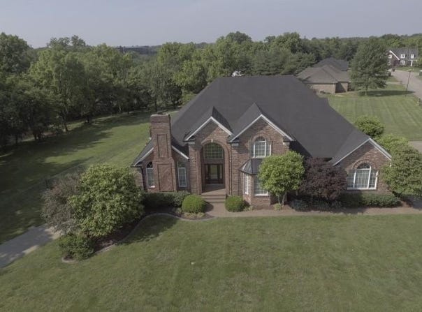 166 Castleton Drive, Bardstown, KY 40004