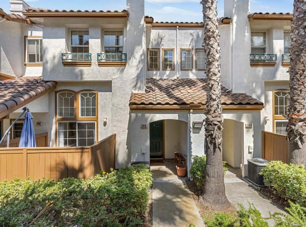 10288 Wateridge Cir, San Diego, CA 92121