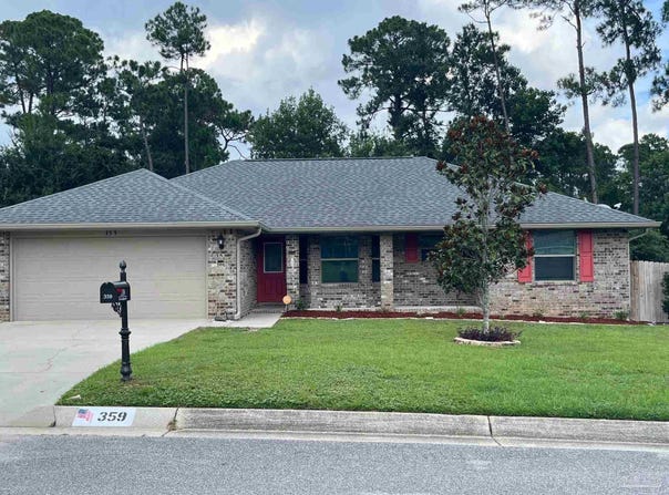359 Tree Swallow Dr, Pensacola, FL 32503