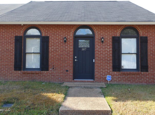 307 Northtown Drive, Jackson, MS 39211