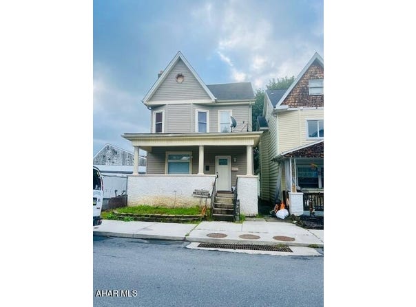 409 Beech Avenue, Altoona, PA 16601