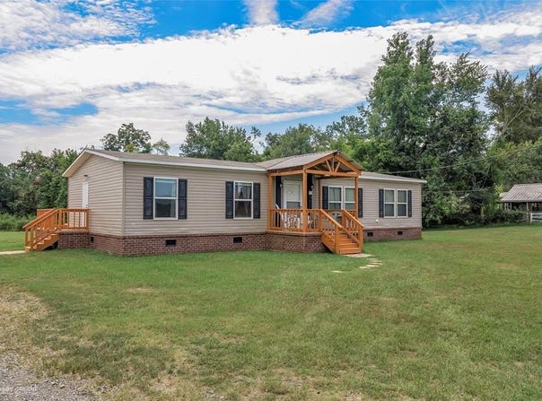9975 State Line Road, Bethany, LA 71007