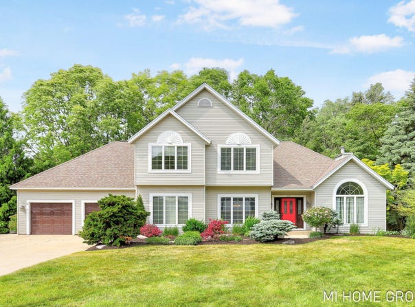 2103 Woodlark Drive, Holland, MI 49424
