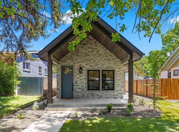 2206 N 20th, Boise, ID 83702-0833