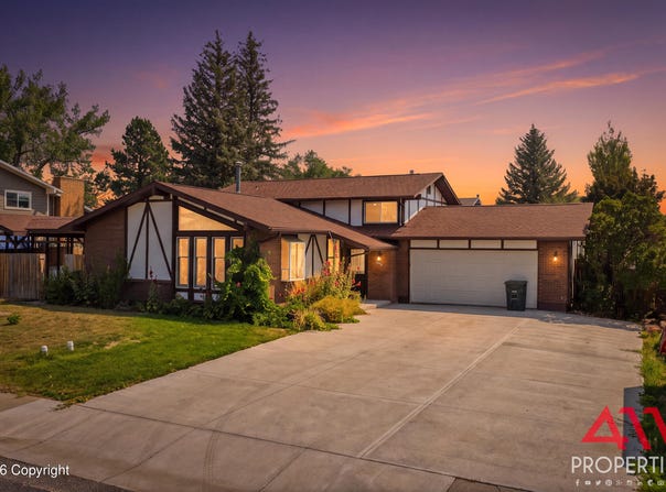 1011 Sonora, Douglas, WY 82633