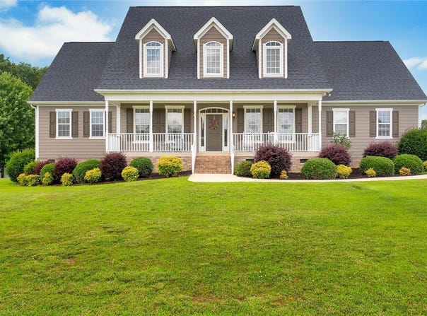 101 Edens Garden Way, Six Mile, SC 29682