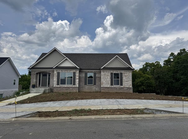 100 Shermans Lane, Richmond, KY 40475