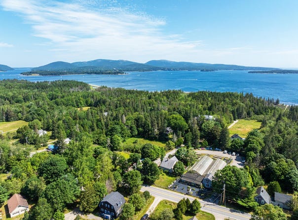 341 Seawall Road, Southwest Harbor, ME 04679