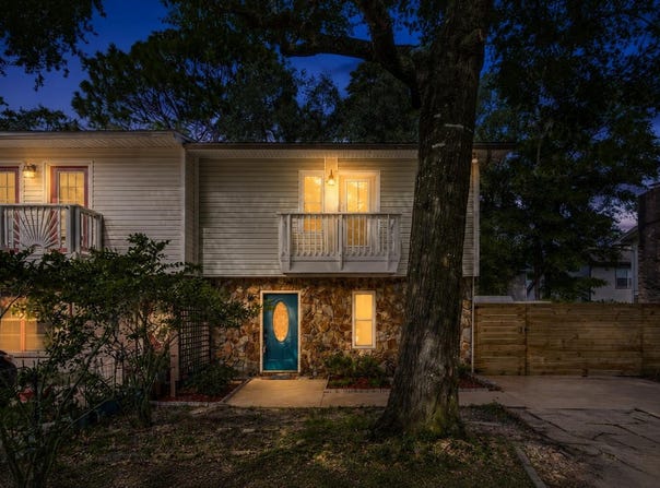 956 Mcfarlan Avenue, Fort Walton Beach, FL 32547