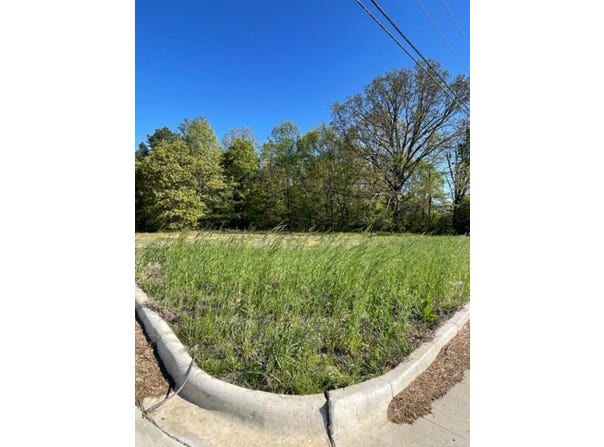 Farmer Hills lot: 1, Jonesboro, AR 72404