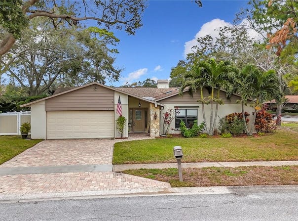 3005 ENISGLEN DRIVE, PALM HARBOR, FL 34683