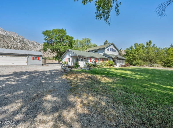 115281 US-395, Topaz, CA 96133