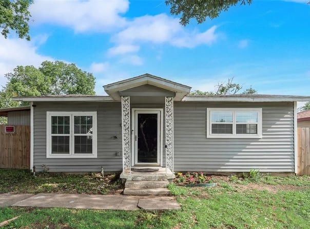 5437 David Strickland Road, Fort Worth, TX 76119