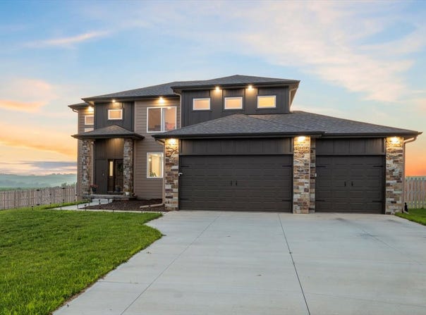 22954 Cattail Bend, Glenwood, IA 51534