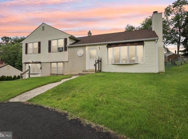 694 DAVISVILLE ROAD, WARMINSTER, PA 18974
