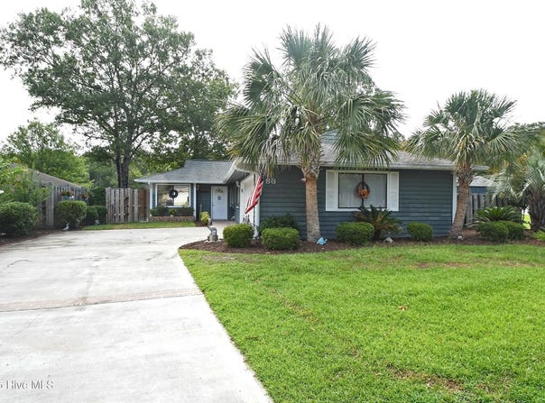 86 Cedar Tree Lane SW, Calabash, NC 28467