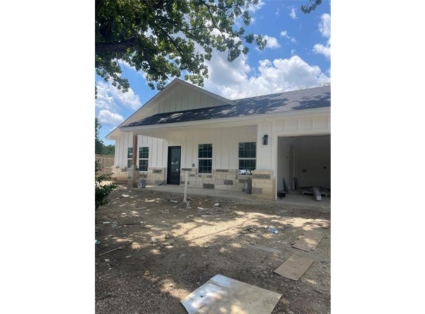 600 Avenue G, Moody, TX 76557