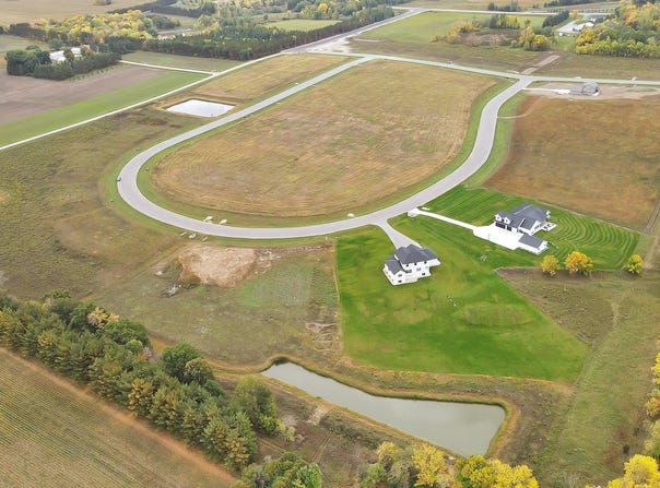 266 East Crest Loop, Saint Stephen, MN 56375