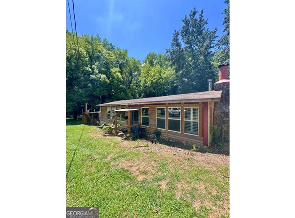 81 Hughes Dairy, Lindale, GA 30147