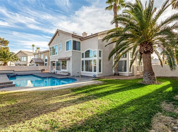 7900 Riviera Beach Drive, Las Vegas, NV 89128