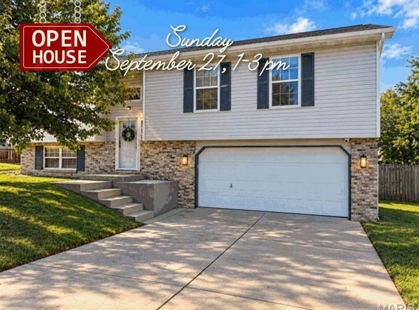 17 Arbor Springs, Troy, IL 62294