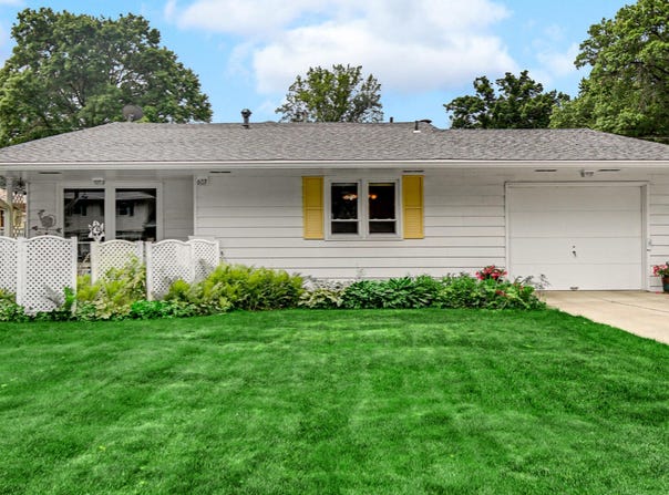 607 Park Avenue, Chesterton, IN 46304
