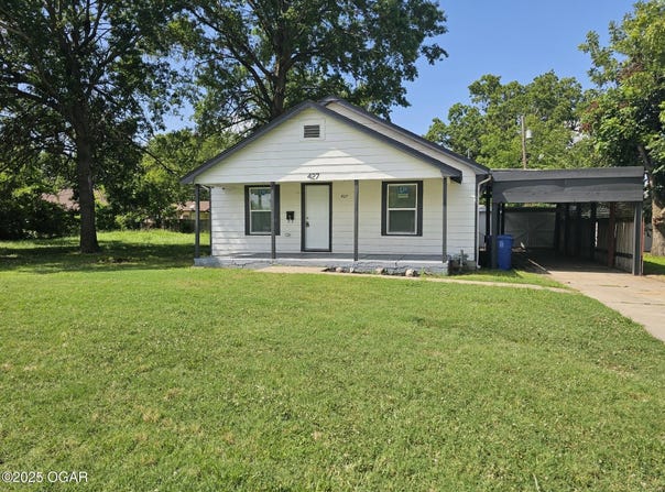 427 E BJ Tunnel Boulevard, Miami, OK 74354