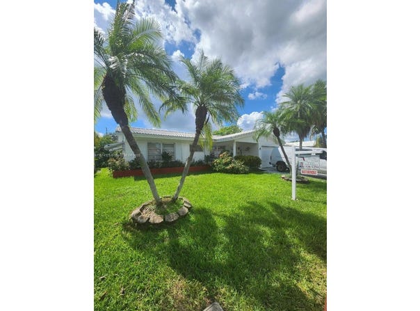 4200 NW 47th St, Tamarac, FL 33319
