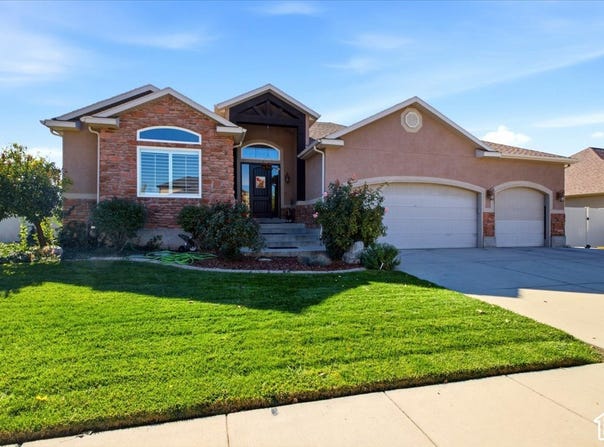 853 W CHERRY OAK Cir, Salt Lake City, UT 84123
