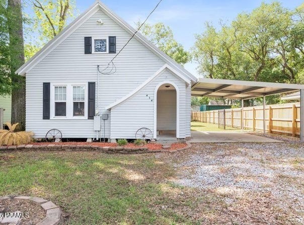 414 E 9th Street, Crowley, LA 70526