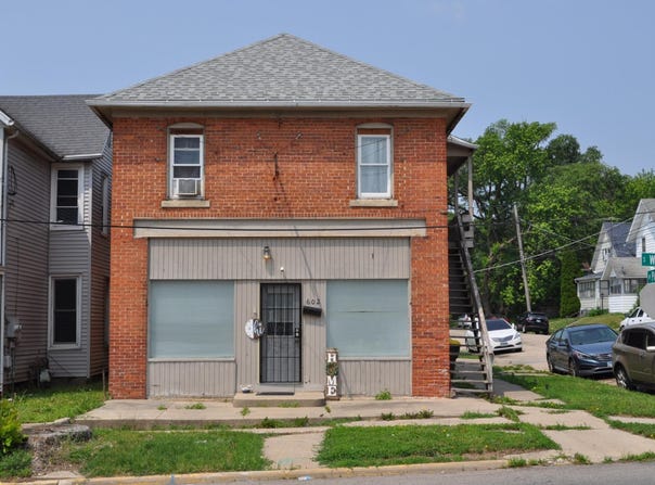 602 S West, FREEPORT, IL 61032