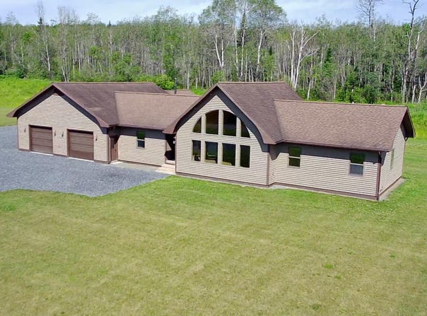 422 Champlain Street, Van Buren, ME 04785
