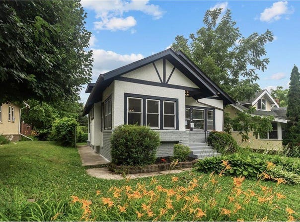 1714 Vincent Avenue N, Minneapolis, MN 55411
