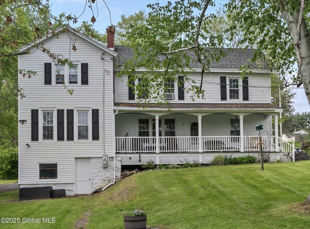 202 Steadwell Road, Amsterdam, NY 12010