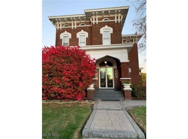 4522 7th Street SW, Canton, OH 44710