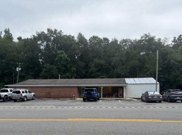 11200 Highway 613, Moss Point, MS 39563