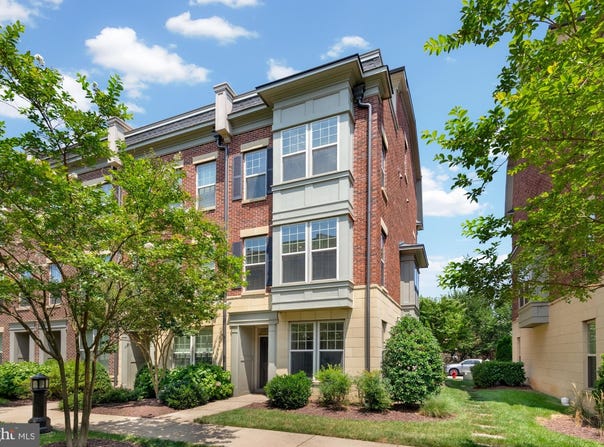 839 REGENTS SQUARE, OXON HILL, MD 20745