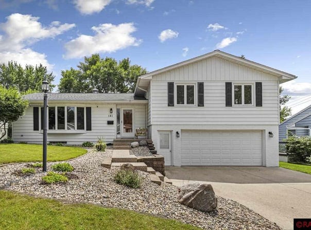 141 Atwood Drive, Mankato, MN 56001