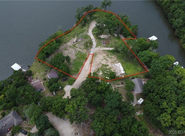 226 Chimney Rock Road, Camdenton, MO 65020