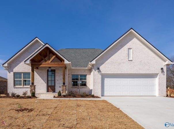 142 Owensby Way, Trinity, AL 35673