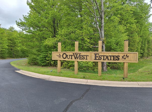 00 Hardwood Circle, Cadillac, MI 49601